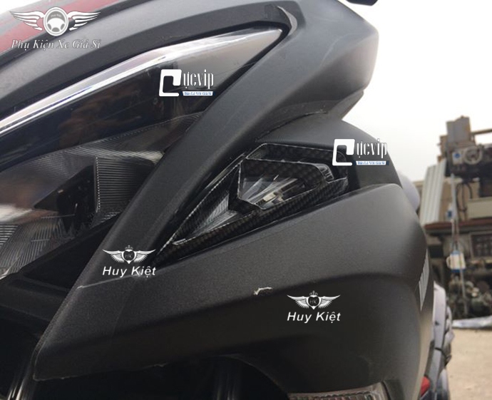 Ốp đèn sương mù carbon cho xe nvx ms1615
