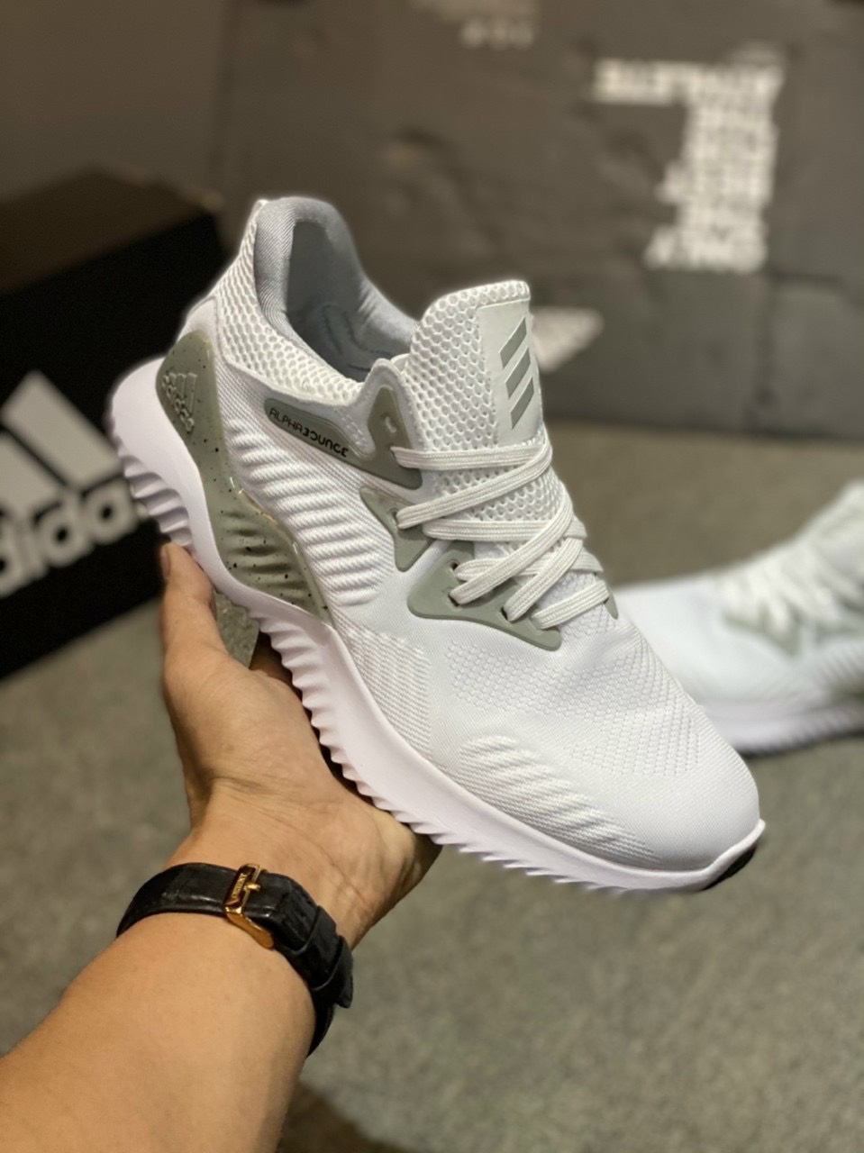 Giày Adidas Alphabounce