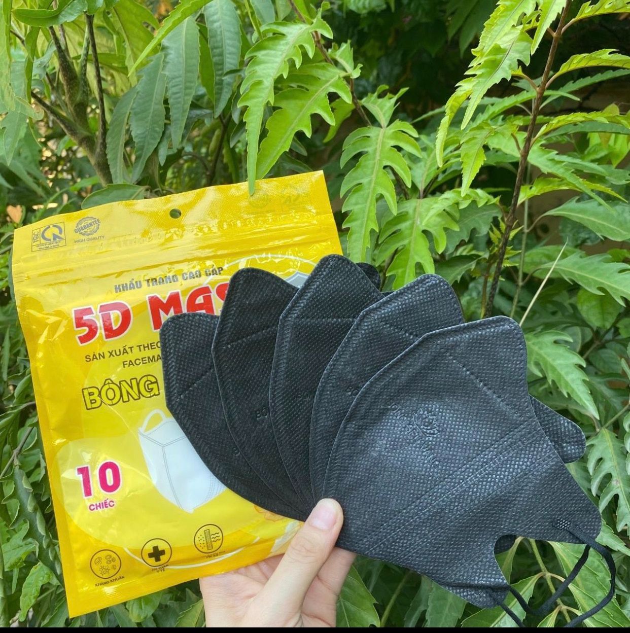 Thùng 400c Khẩu Trang 5D Bông Sen Vàng