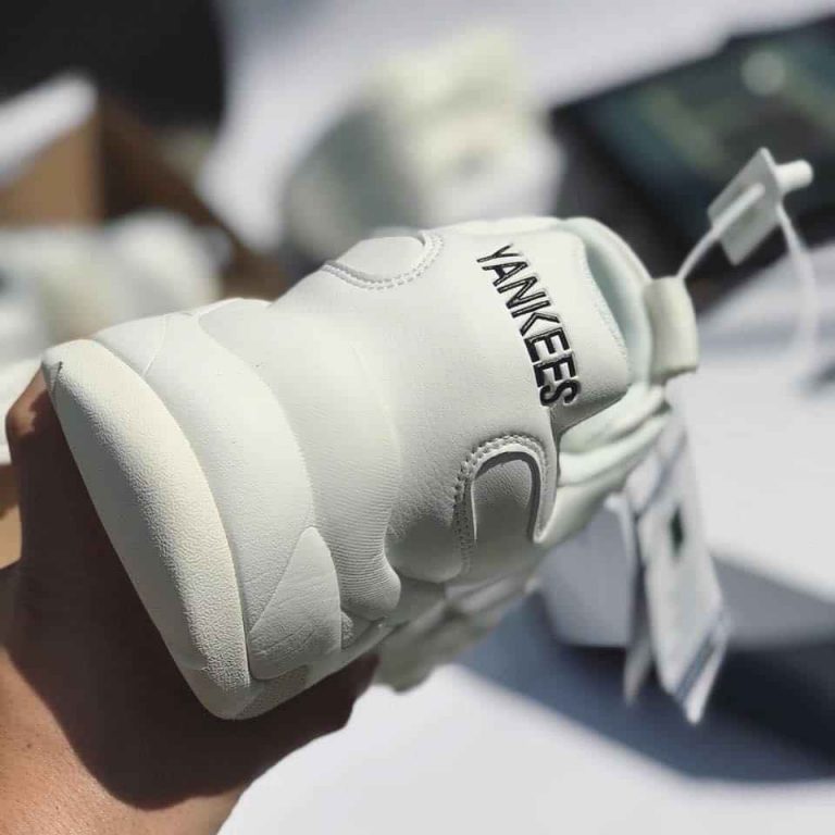 Giày Thể Thao Sneaker MLB Ny Chữ vàng ( MLB Yankess màu trắng chữ vàng)