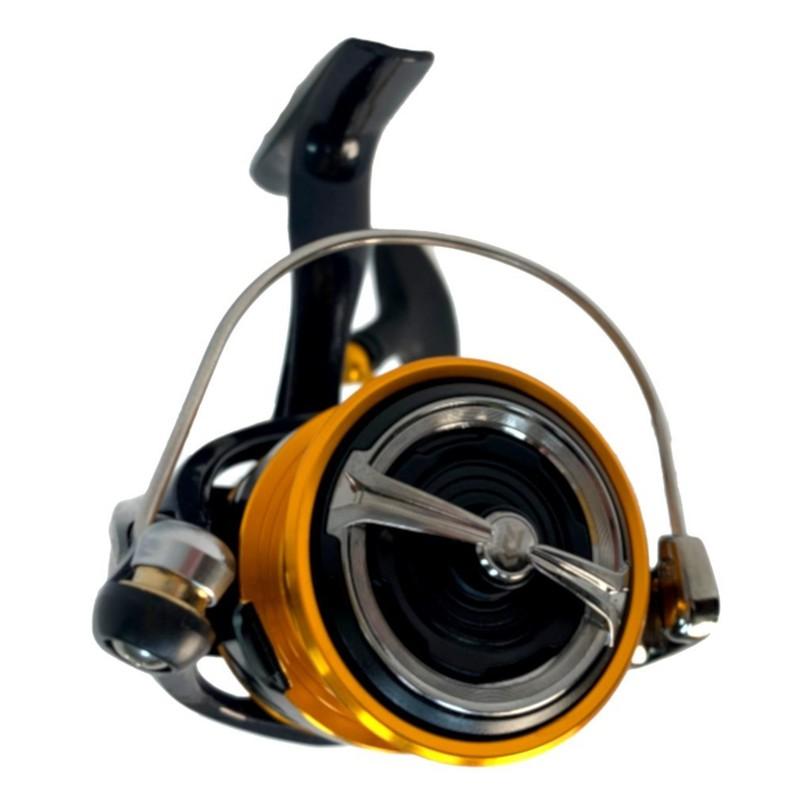 Máy câu cá Daiwa Revros LT3000