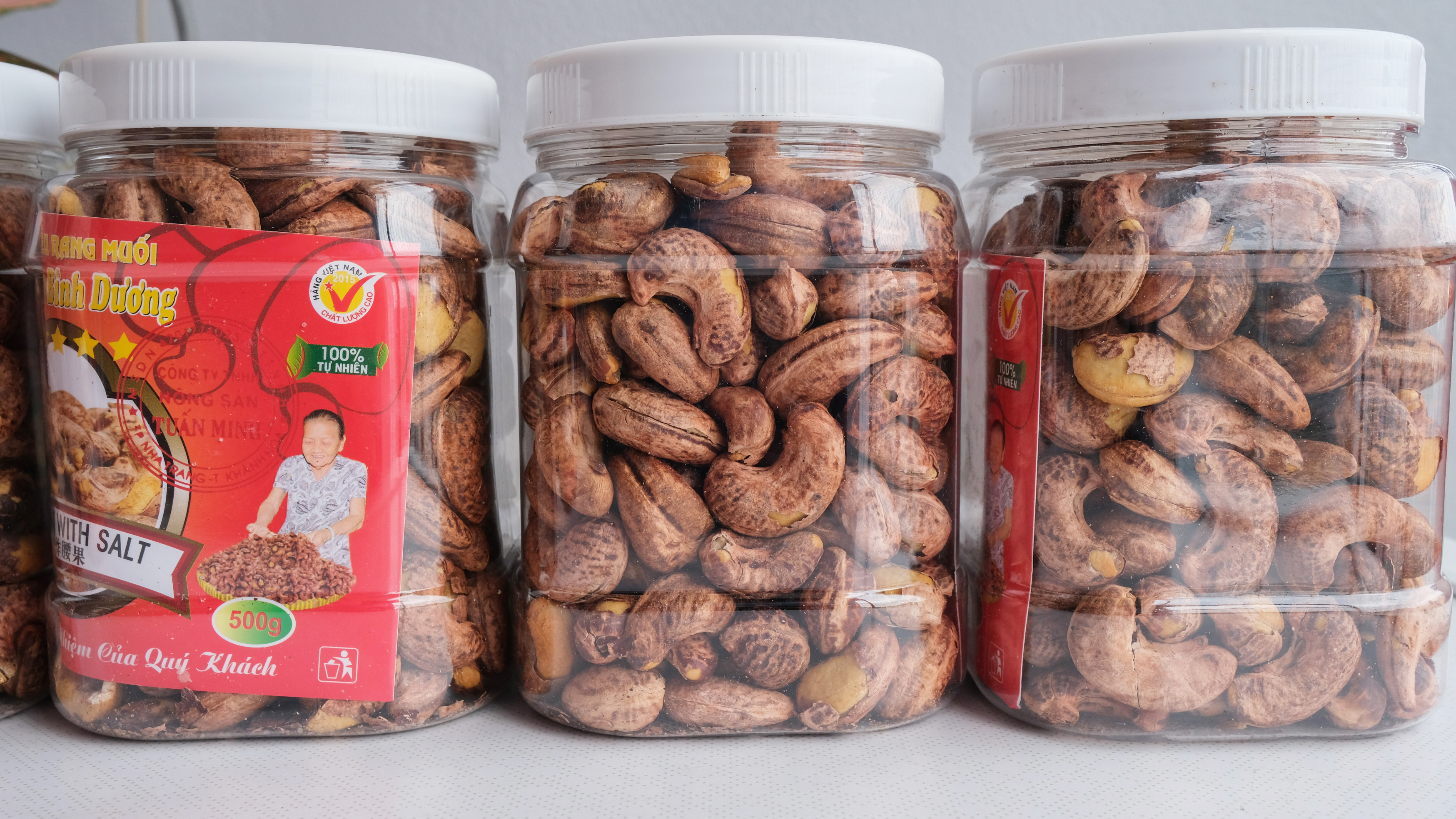 500gr Hạt điều rang muối Bình Phước - Hàng nguyên hạt, vỏ lụa
