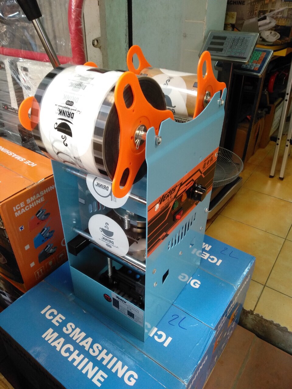 Máy dán miệng ly, máy ép miệng ly bằng tay cao cấp