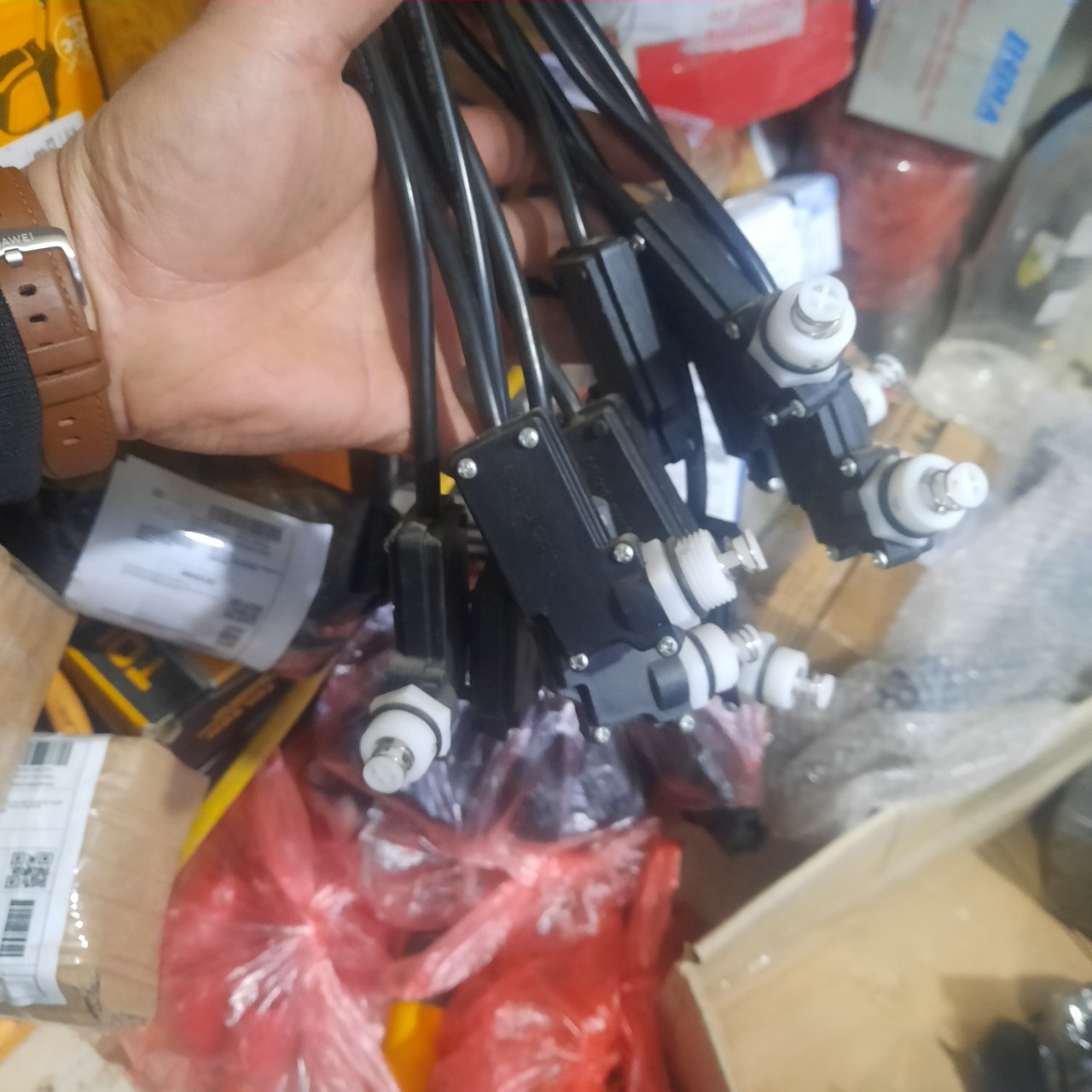 Rơ le máy rửa xe mini, các loại, nhiều lựa chọn
