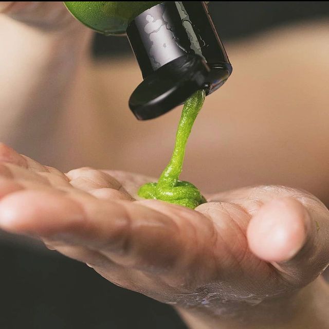 Dầu gội Wasabi Shan Kui shampoo - LUSH