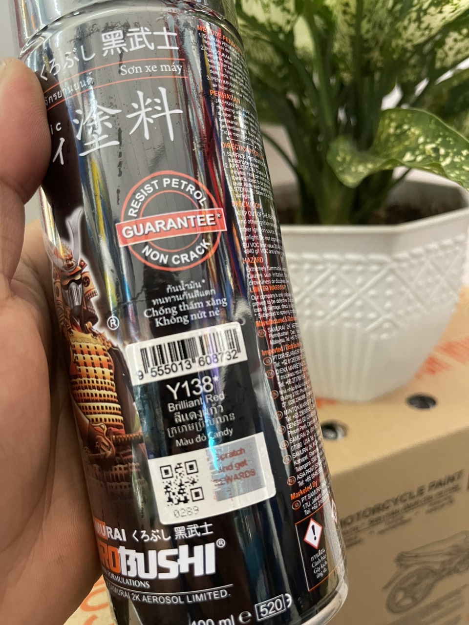 Sơn xịt Samurai Chính Hãng màu Đỏ Candy - Y138*. (400ml)