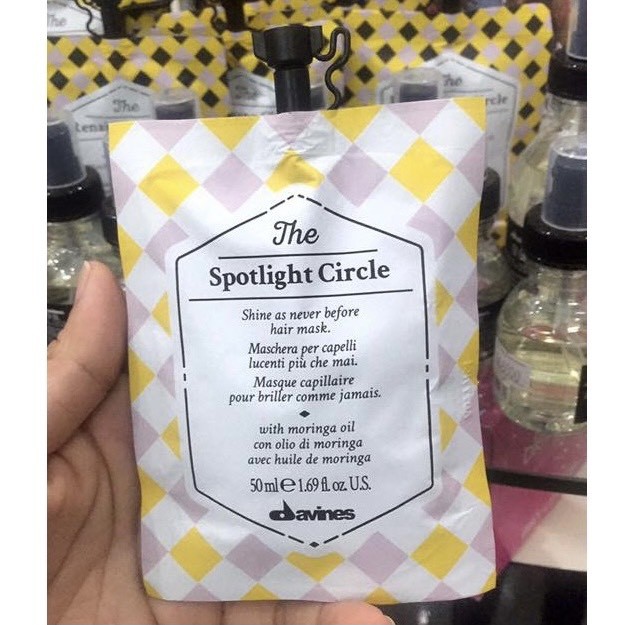 Mặt nạ davines tạo bóng hoàn hảo the spotlight circle 50ml