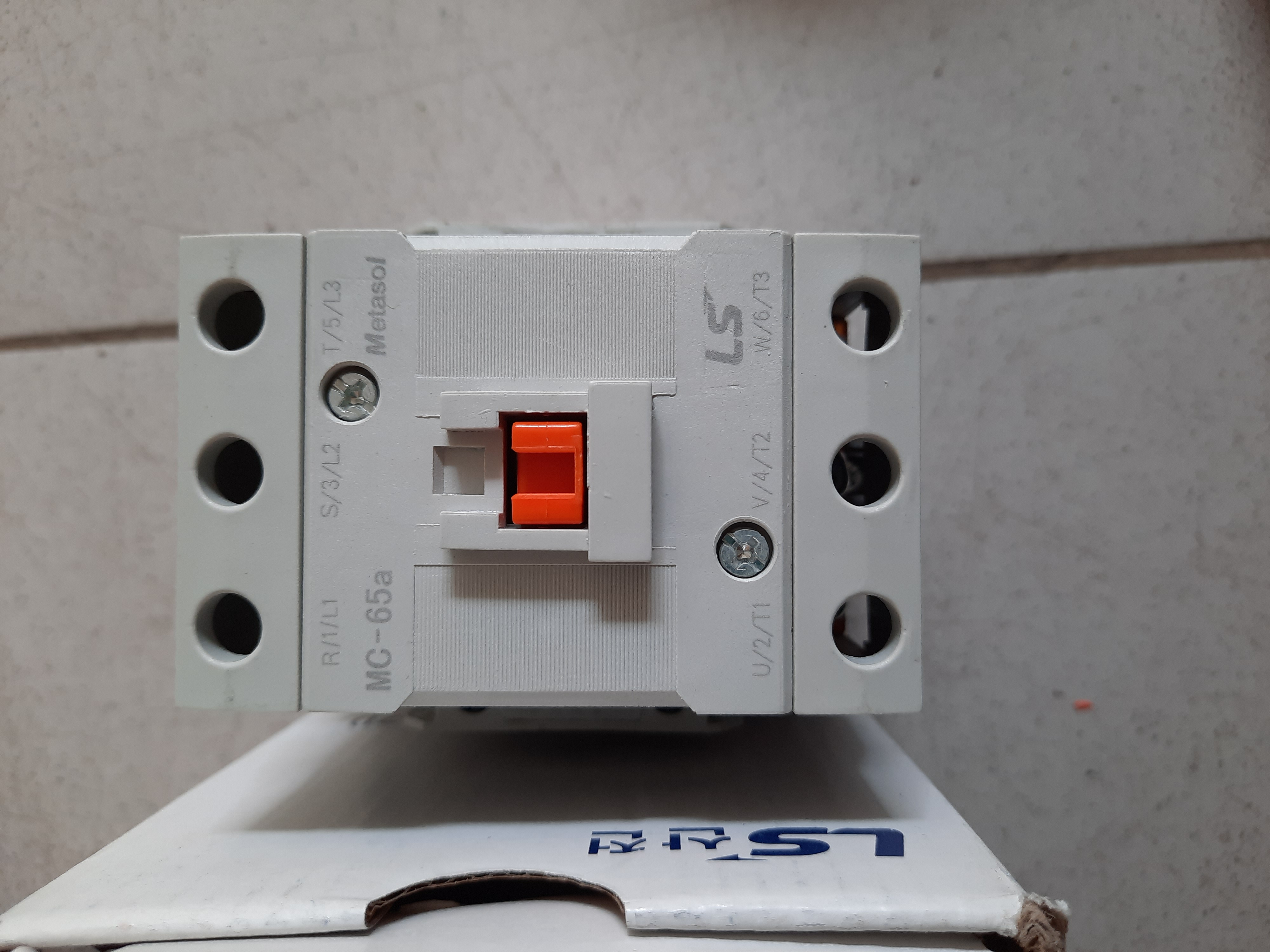 Khởi động từ ls 65a - 380v
