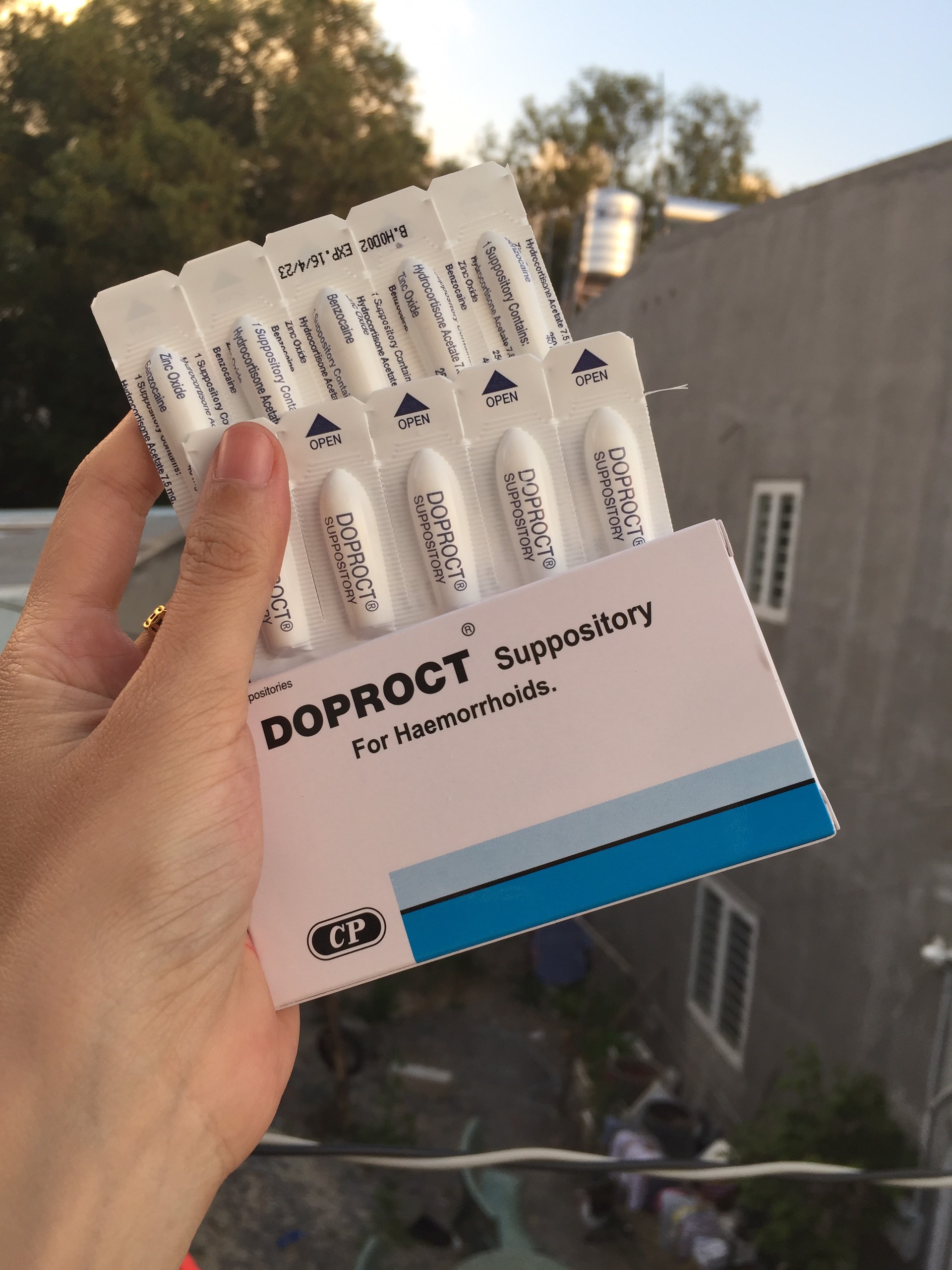 Viên đặt teo trĩ Doproct Thái Lan