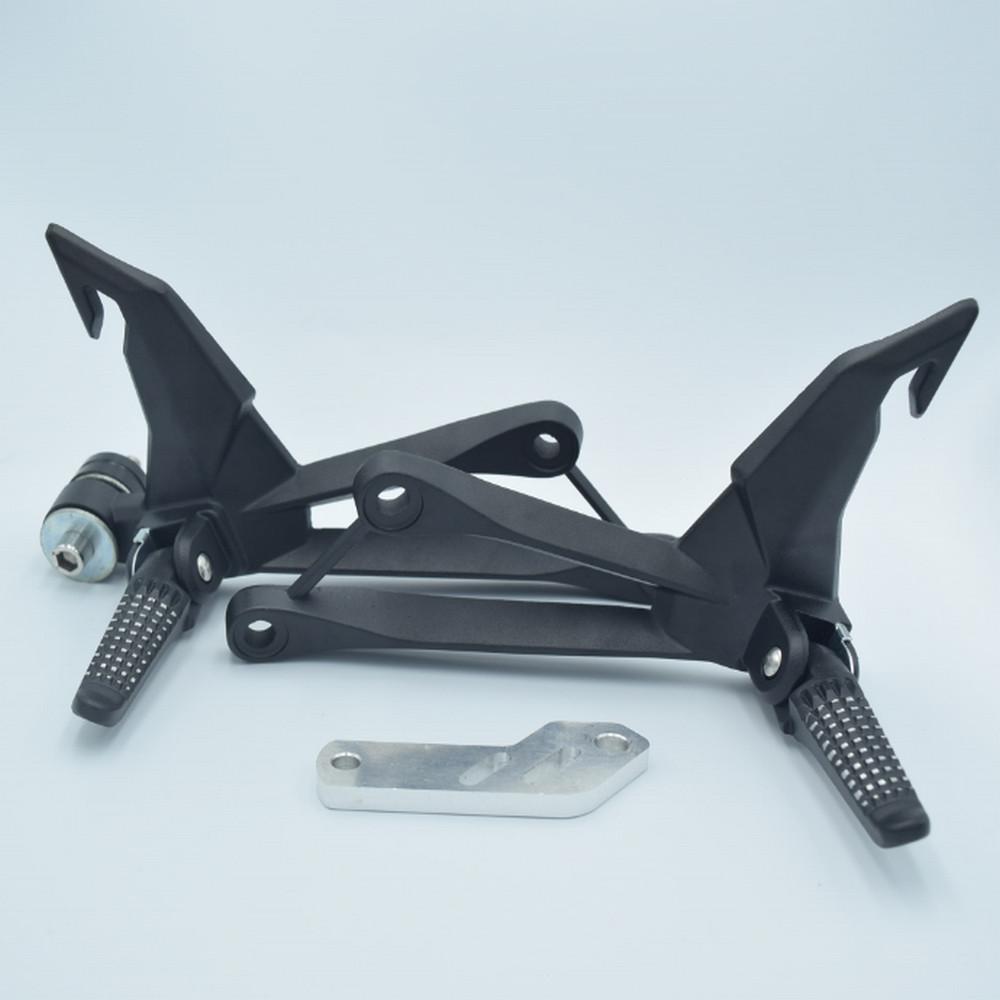 Bộ gác chân Z1000, gác chân xe máy gắn cho xe WINNER 150 (màu đen)