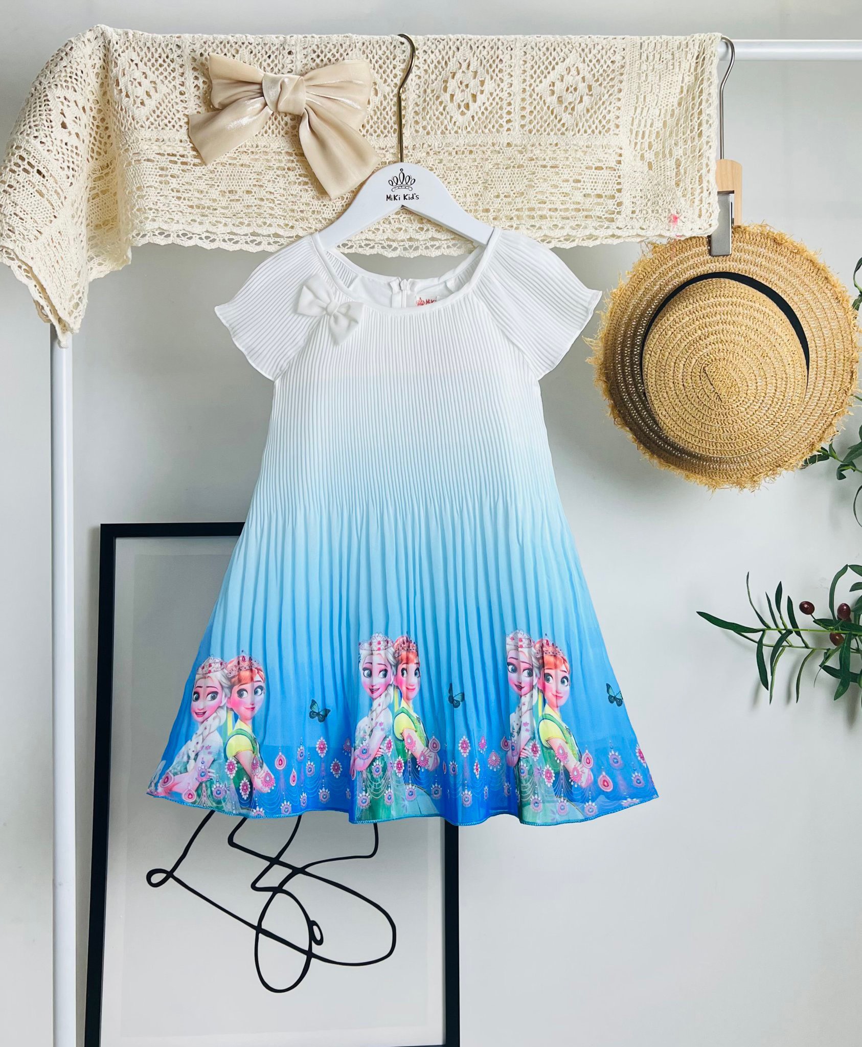 [NEW ARRIVAL] ĐẦM DẬP LY ELSA SIÊU XINH