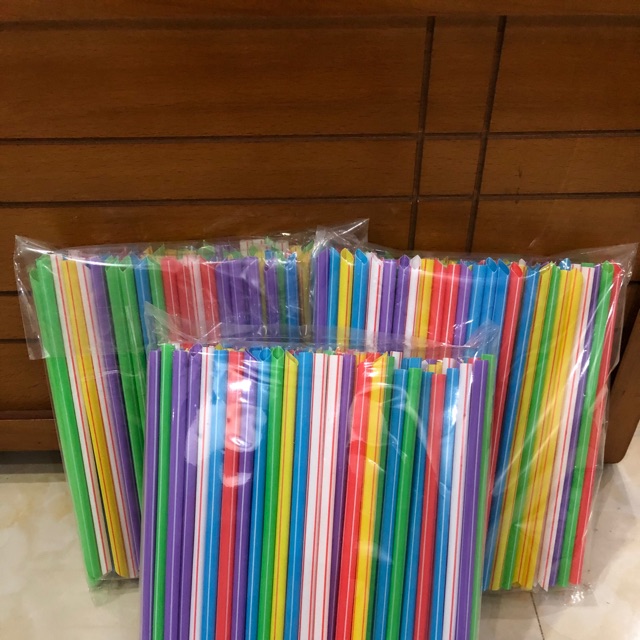Ống hút nhựa đủ màu