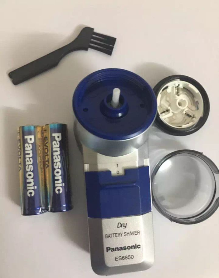 Máy cạo râu Panasonic Made in Thailand (tặng kèm 2 viên Pin AA)