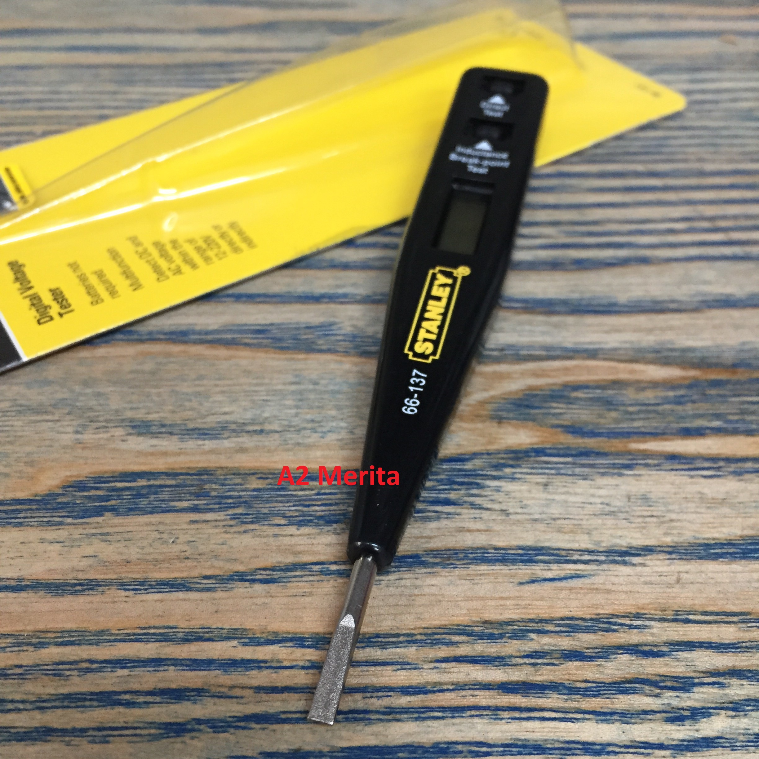 Bút thử điện điện tử đen Stanley 66-137-S