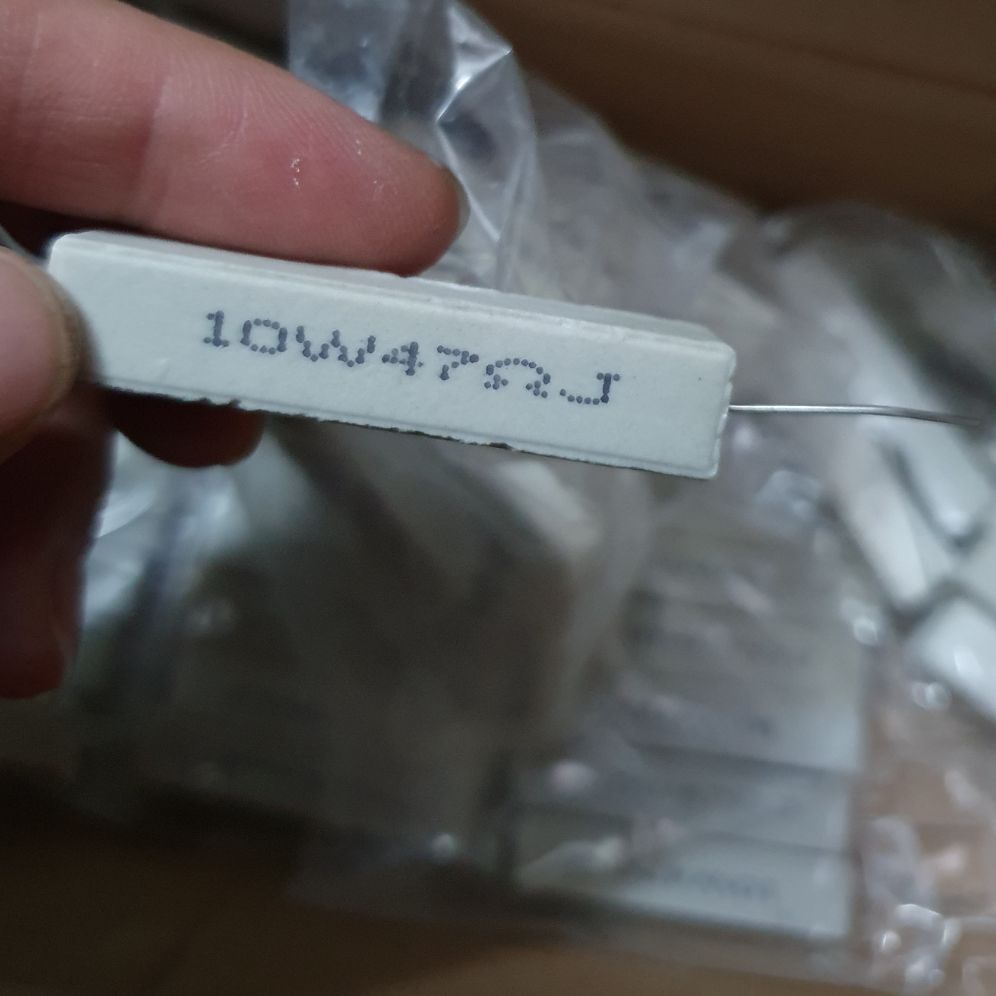 Trở sứ 47 ôm 10w giá bán 10 con