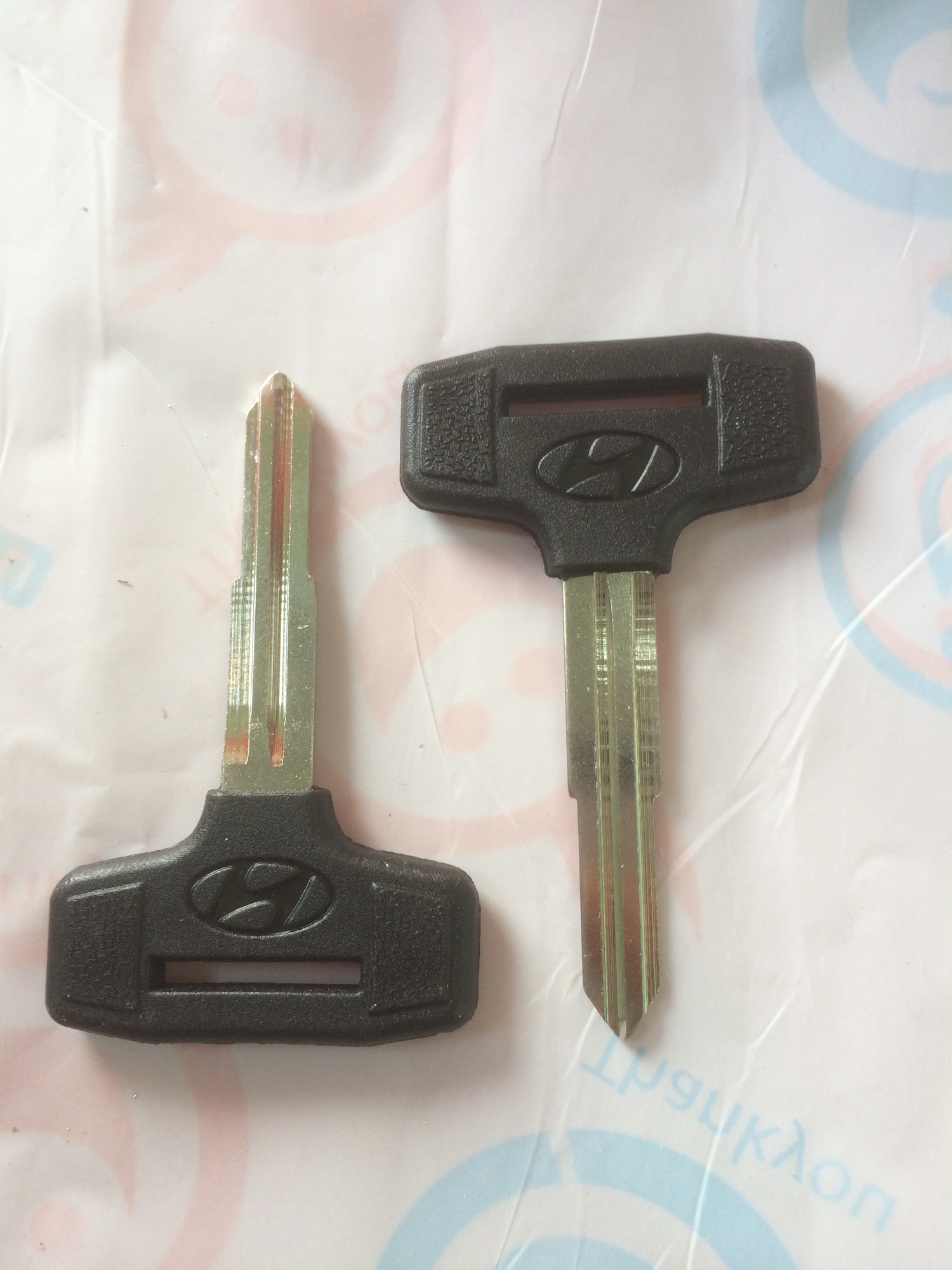 Phôi chìa khoá huyndai rảnh trái ( 2 chìa )