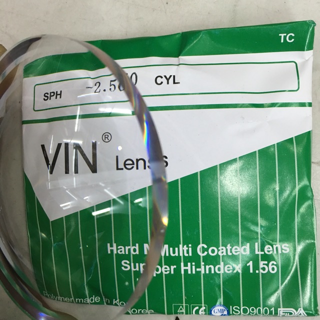 [HCM]Mắt kính độ hạn chế trầy xước . Tròng kính độ