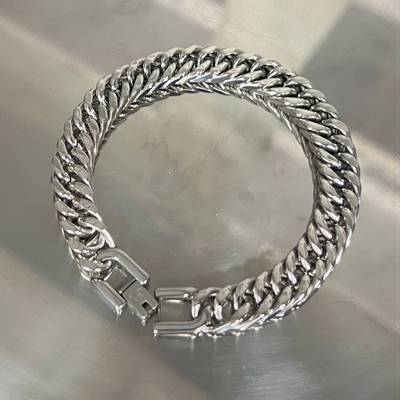 Vòng tay xích liền vát cạnh kiểu dáng unisex thép titan không gỉ