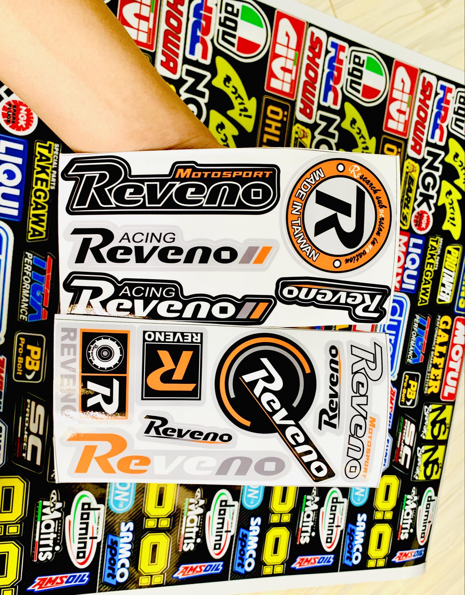 Tem Sticker Reveno - Decal Trang Trí Xe