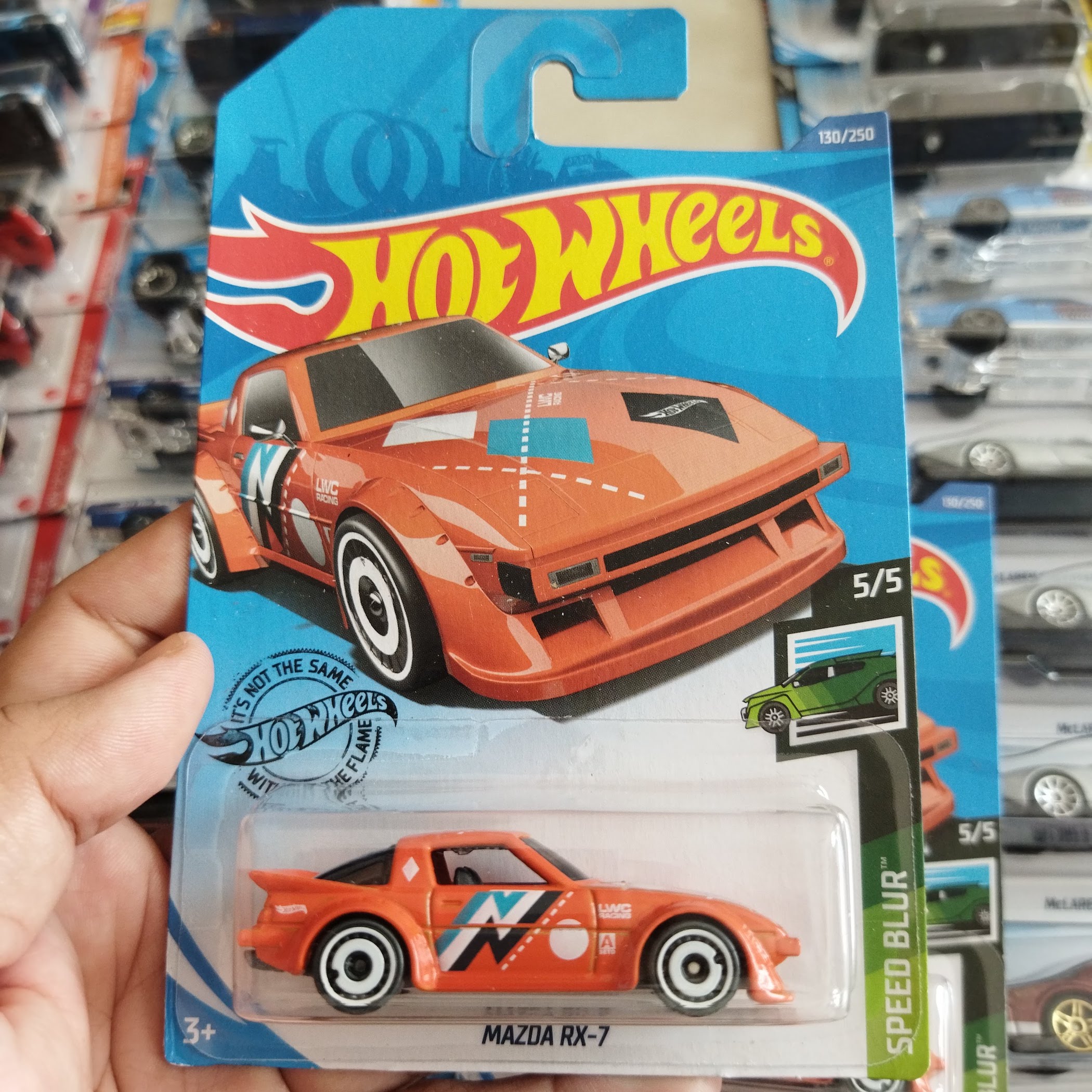 Xe Mô Hình Chính Hãng HotWheels - Mazda RX-7 (G)