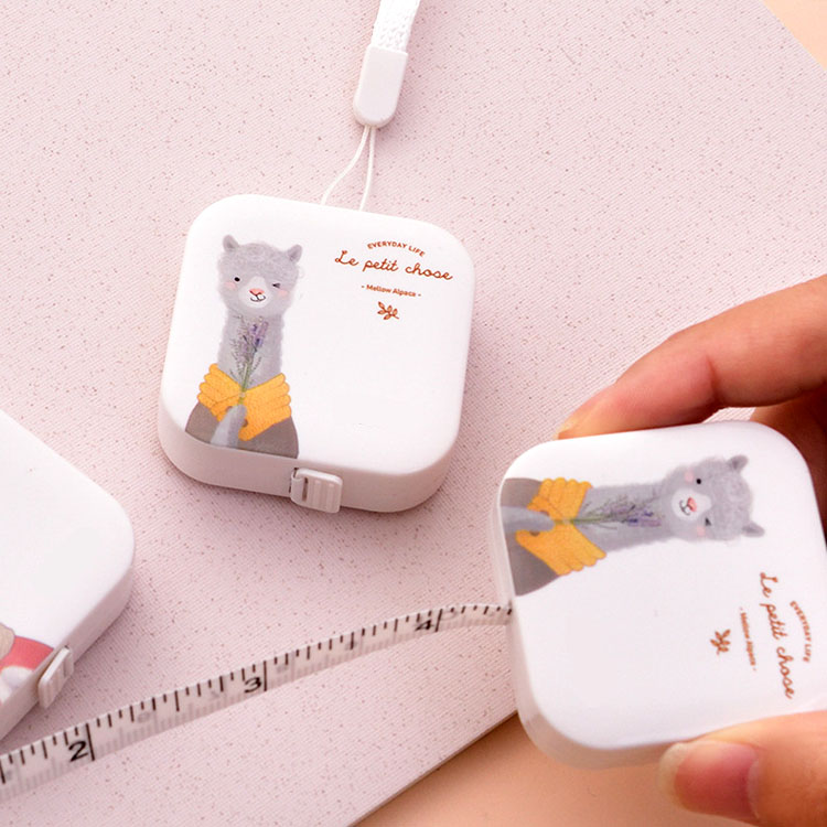 Convenient Deli Drawn Tape Measure (1.5m long) - Panda Accessories