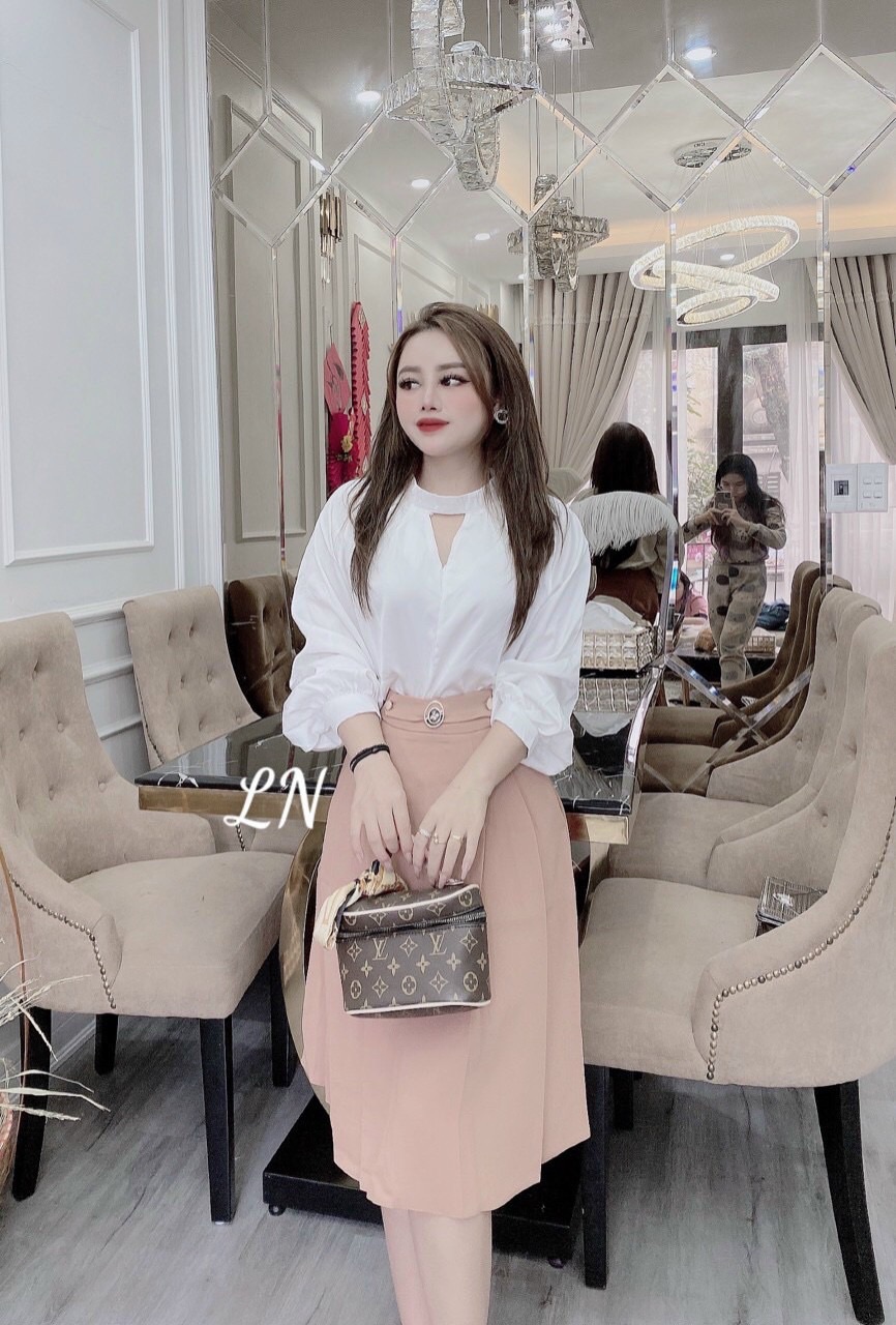 Áo sơ mi lụa cổ chocker sang chảnh