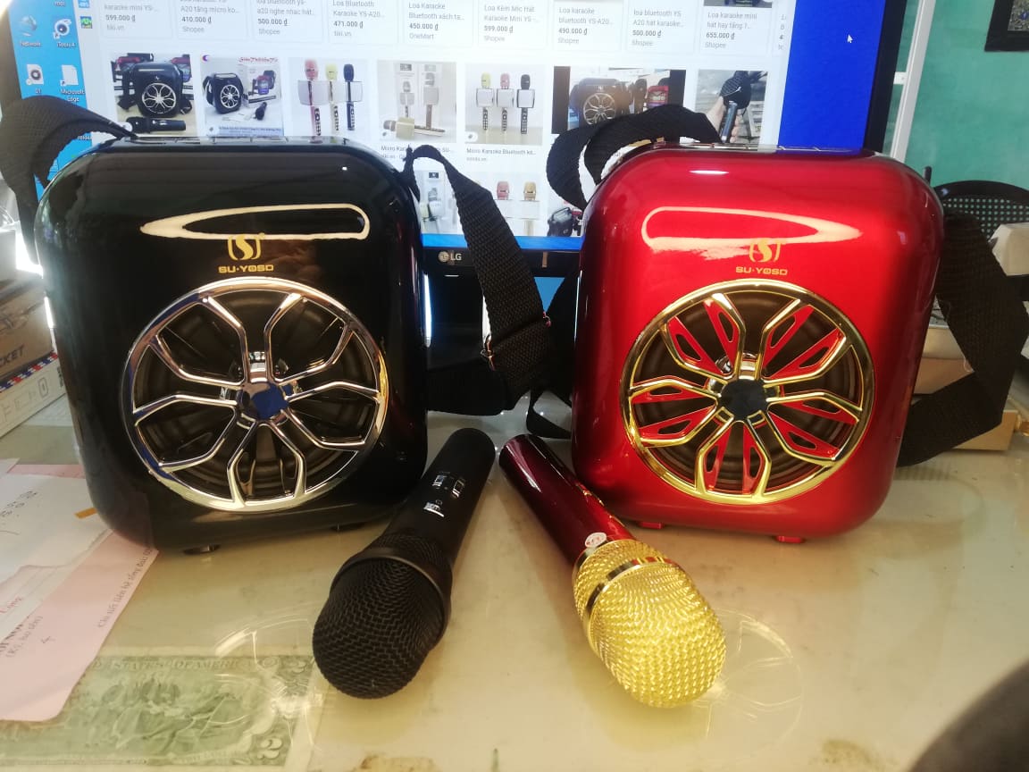 Loa karaoke Bluetooth YS-A20 kèm míc không dây