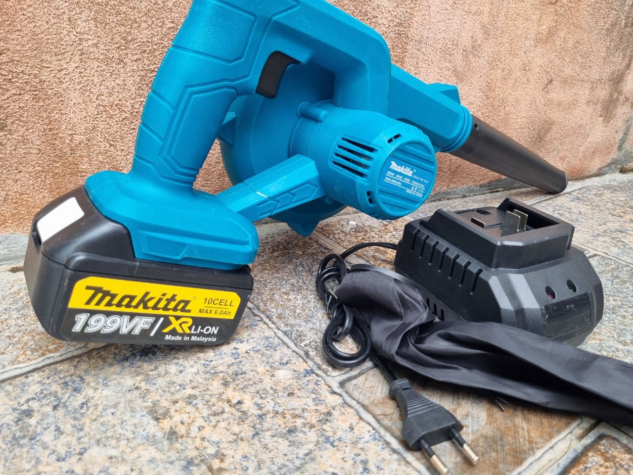 Máy thổi bụi pin Makita - Máy thổi bụi hút bụi 2 chiều