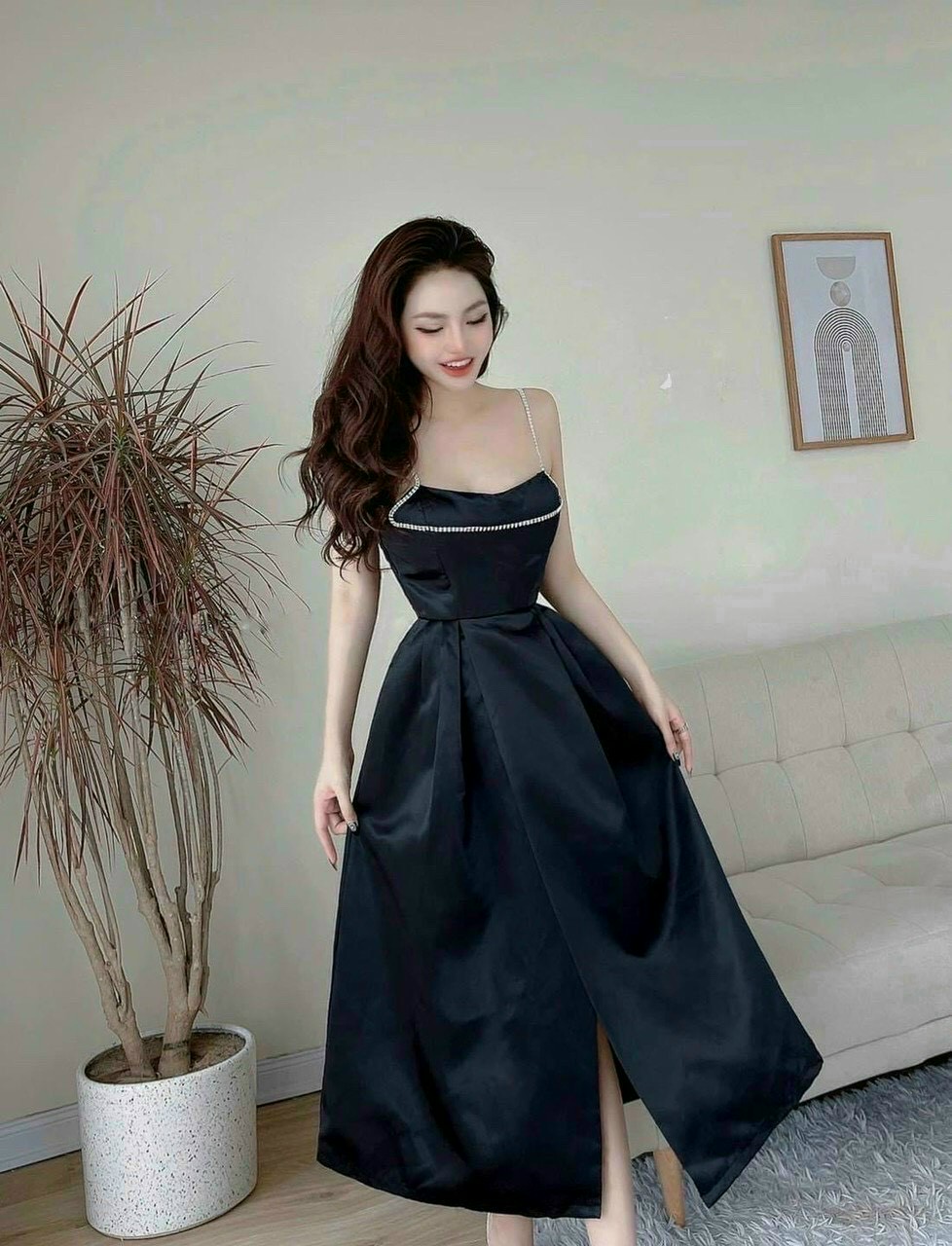 Đầm Tapta Chẻ Tà Phối Cườm Đá Sang Trọng (có Mút Ngực)