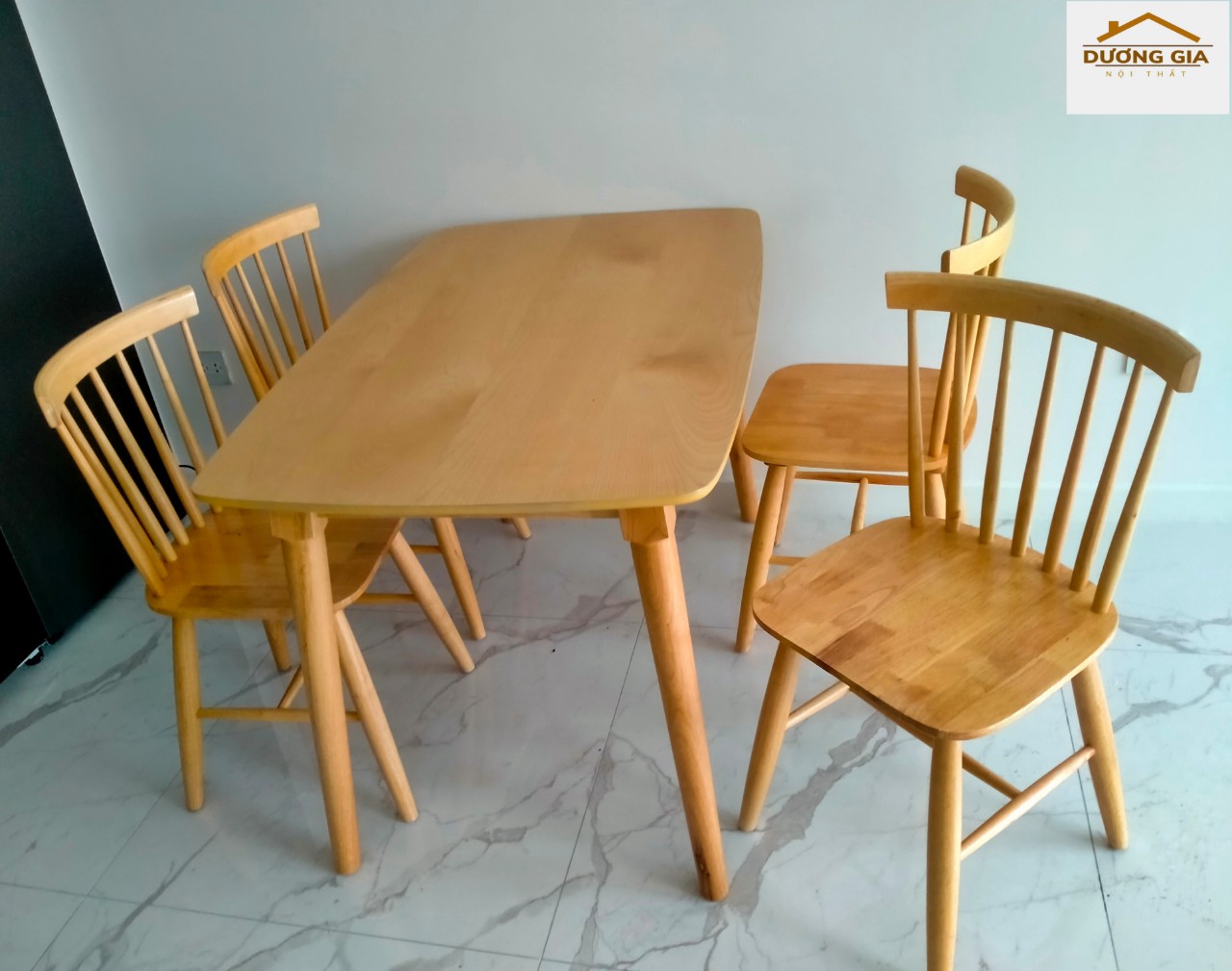 BÀN ĂN, BỘ BÀN ĂN 4 GHẾ MẶT GỖ HIỆN ĐẠI , SANG TRỌNG,