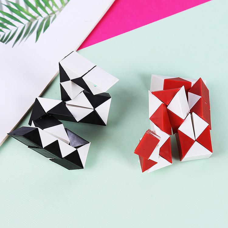 Rubik rắn biến thể Snake - 22cm * 1,2cm*0,9cm