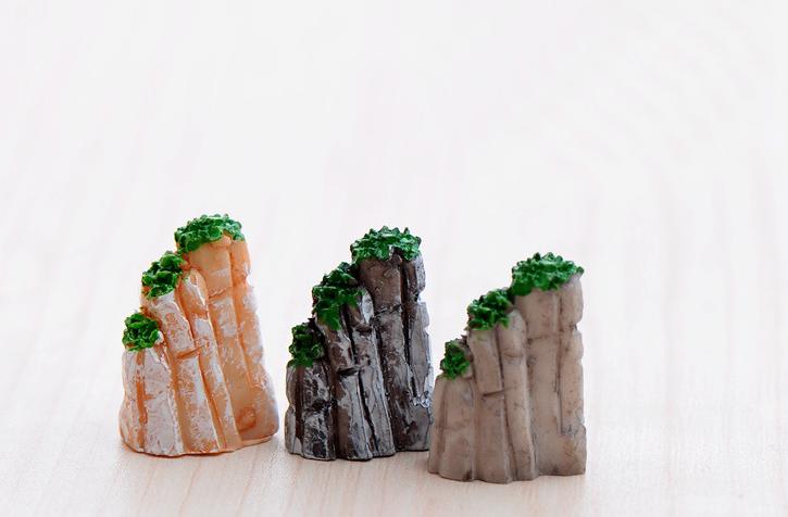 Phụ kiện trang trí tiểu cảnh: mẫu núi rêu * 2 chi tiết