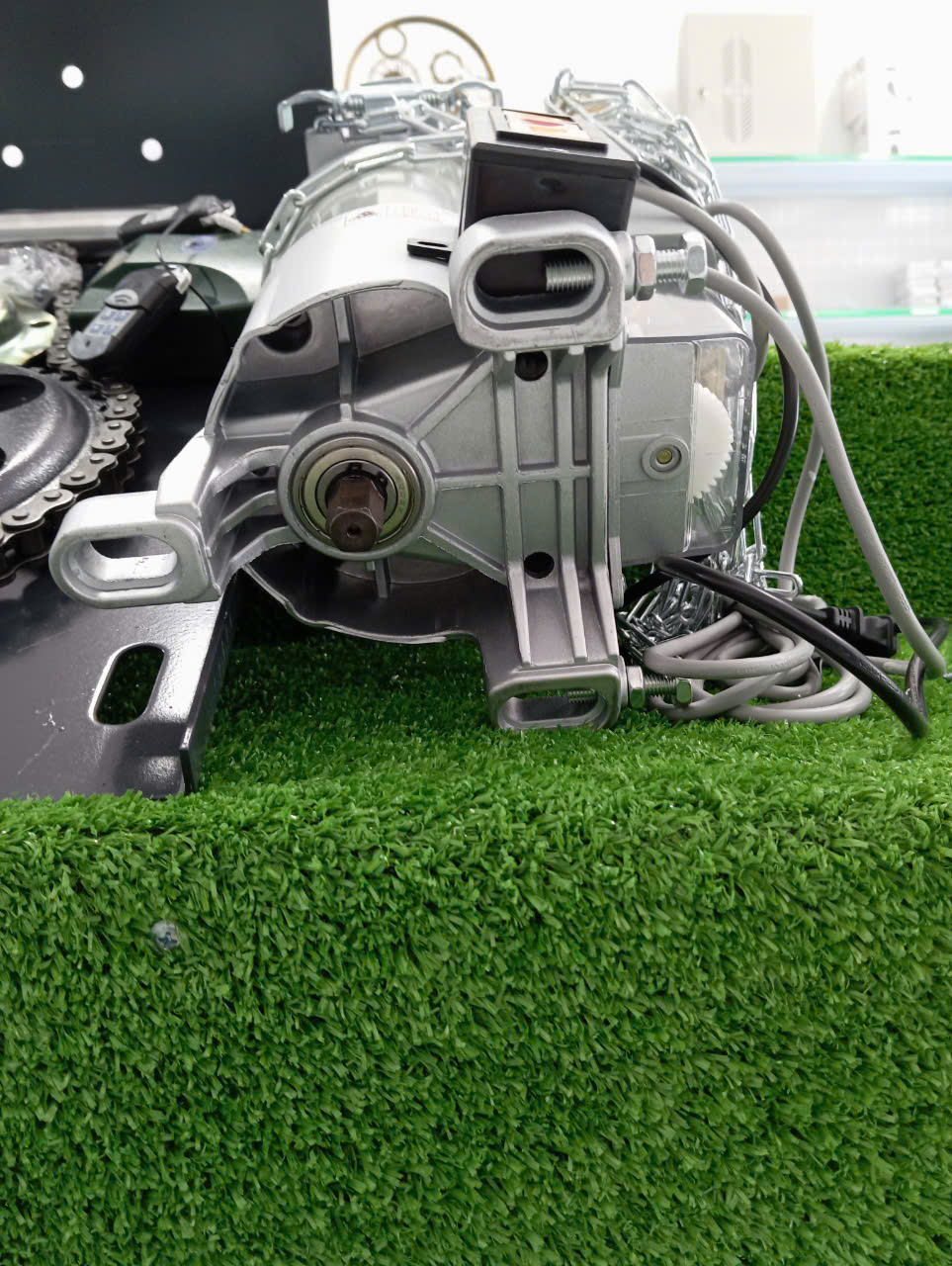 [Trả góp 0%] Bộ motor cửa cuốn YH500KG, tải trọng 500kg lõi đồng