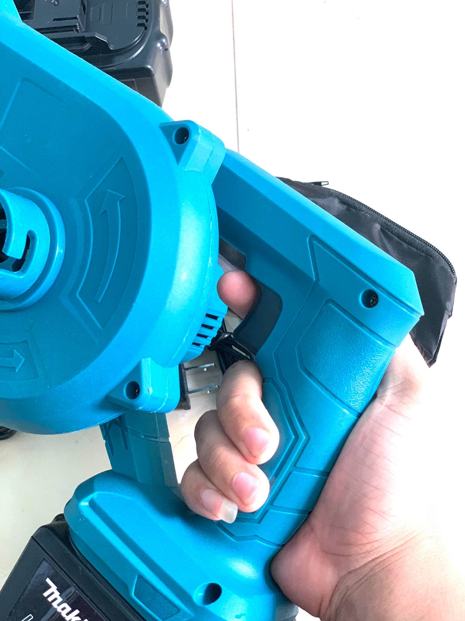 máy thổi bụi makita 198v bộ 1 pin