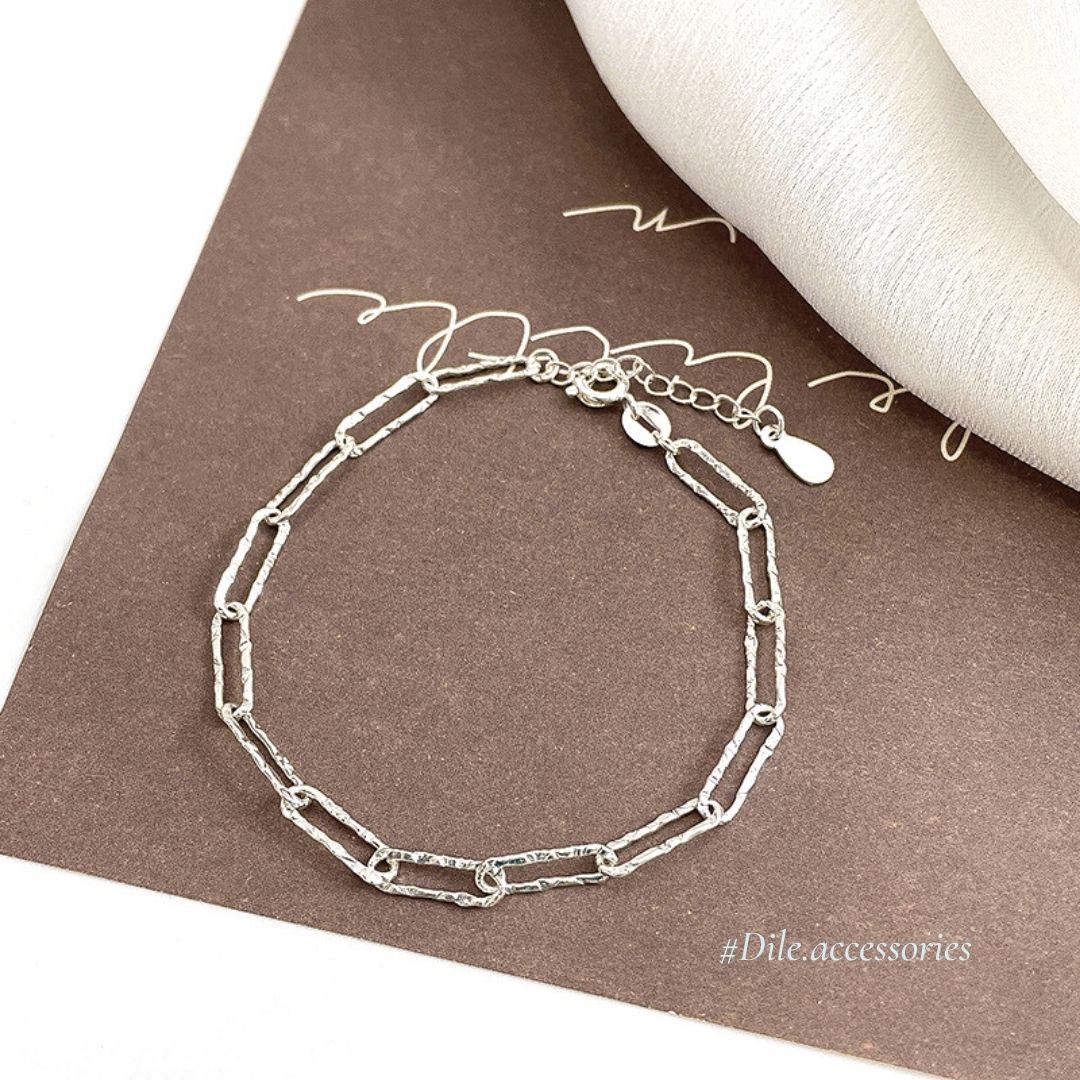 Lắc tay bạc kiểu dáng dây xích