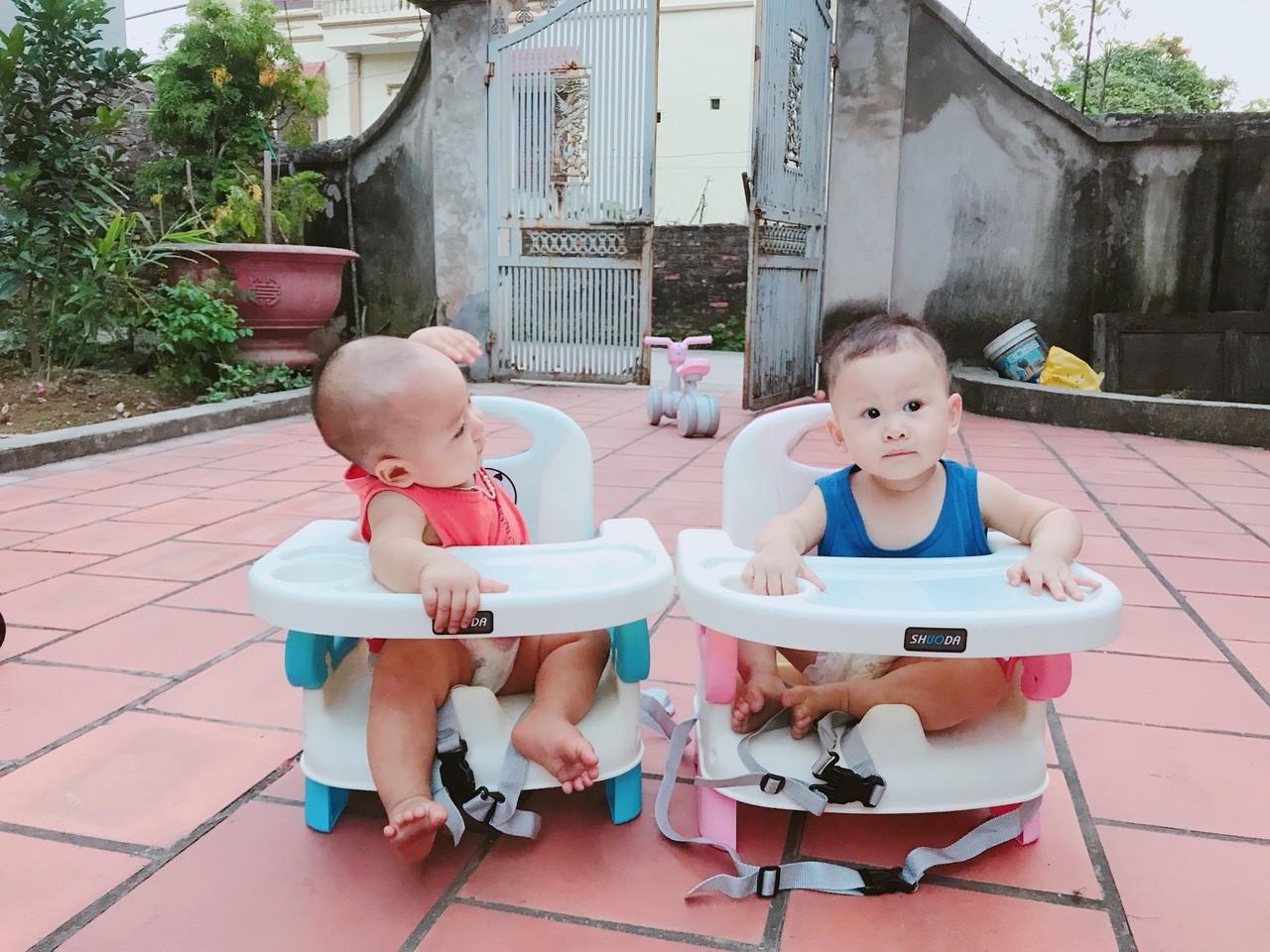 GHẾ ĂN DẶM CHO BÉ CÓ CHÂN SẮT ĐỦ MÀU