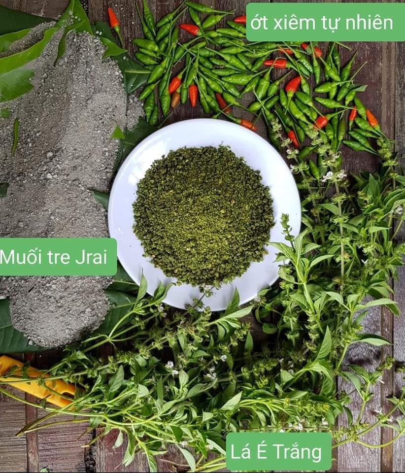 Muối tre lá é hũ 500gr - 155k