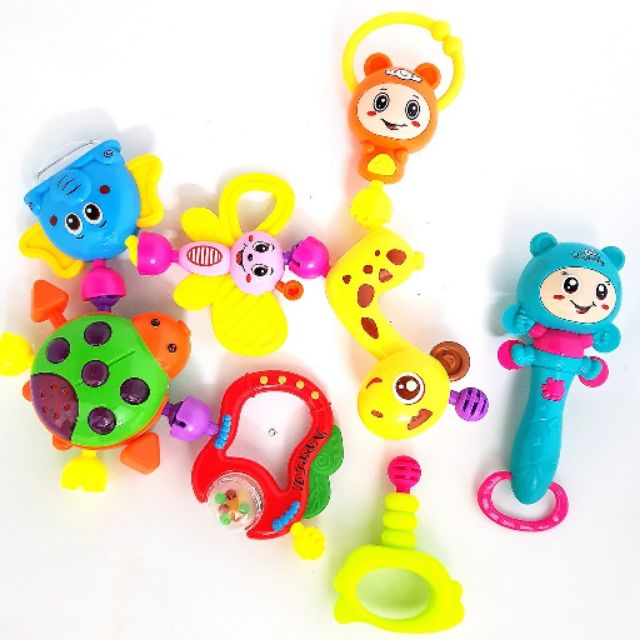 Bộ Đồ Chơi Xúc Xắc Lục Lạc 7 Món Cho Bé