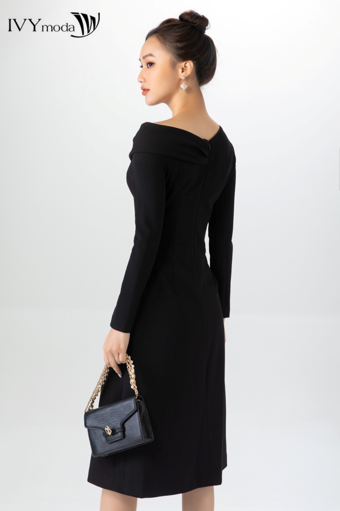Đầm thun lệch vai IVY moda MS 39B9097