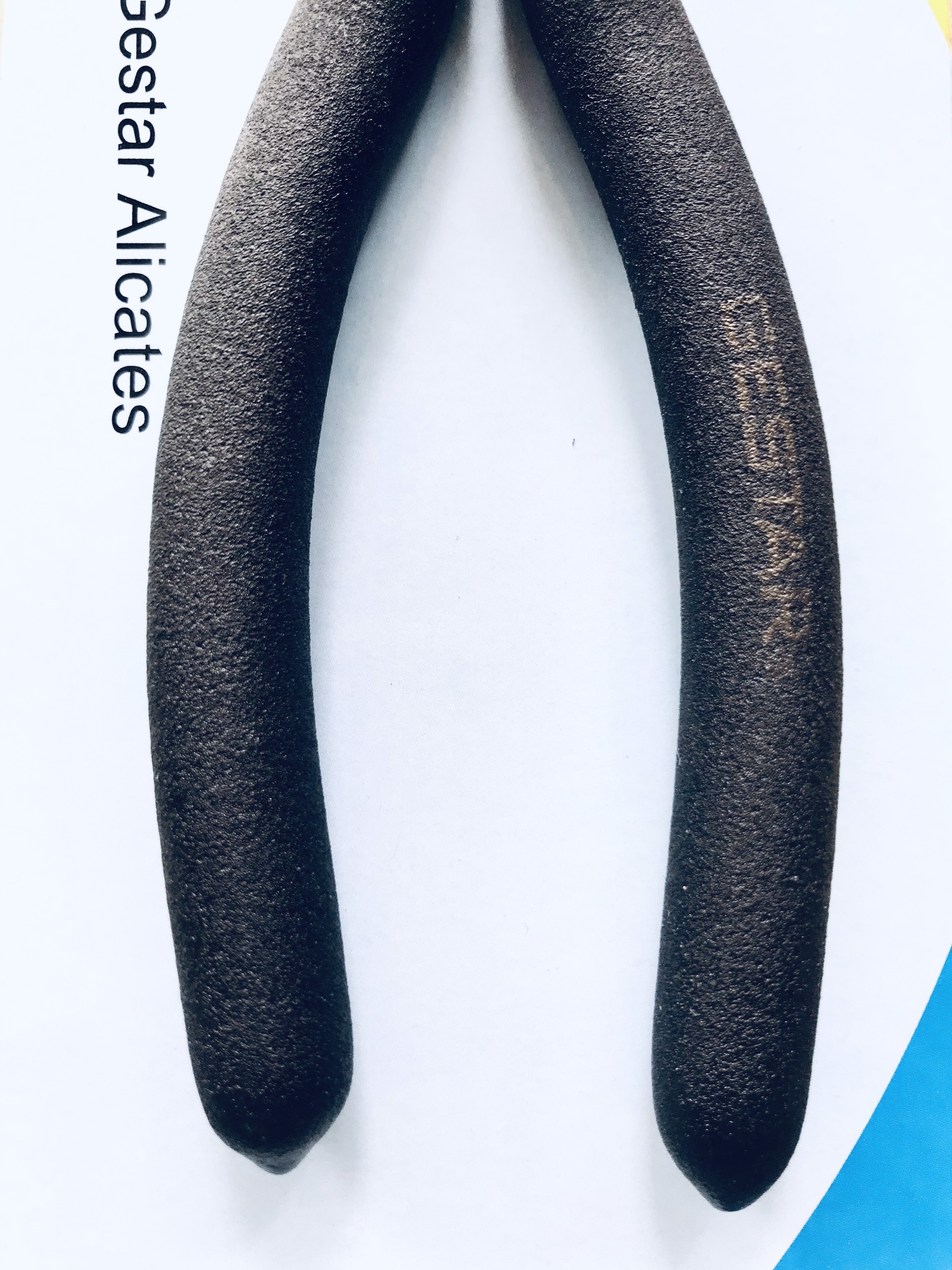 Kìm nhọn 7" đen 995-108 GESTAR