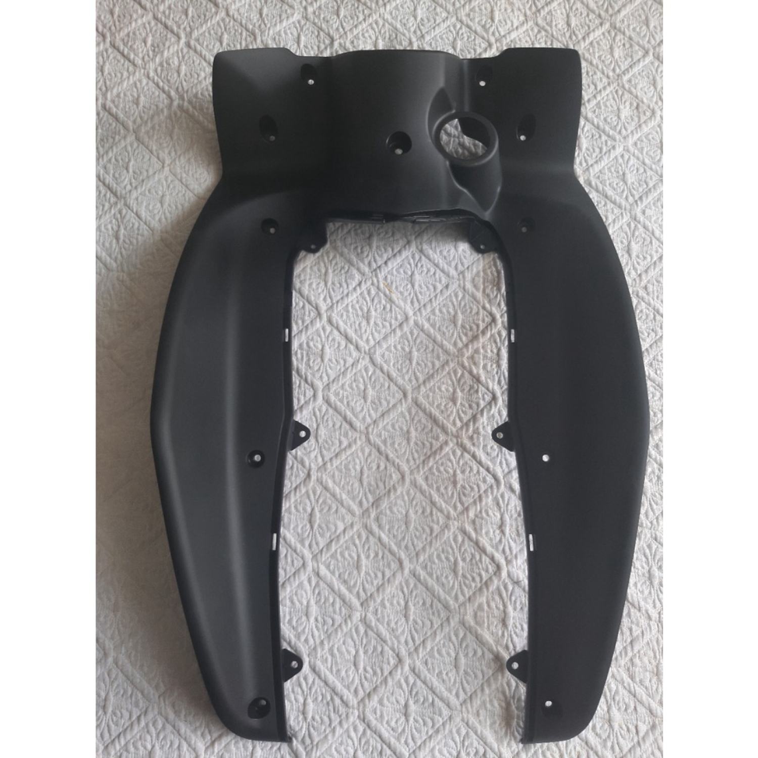 Ốp ổ khoá xe sirius fi, sirius thường chính hãng yamaha 1fc-f8312-10