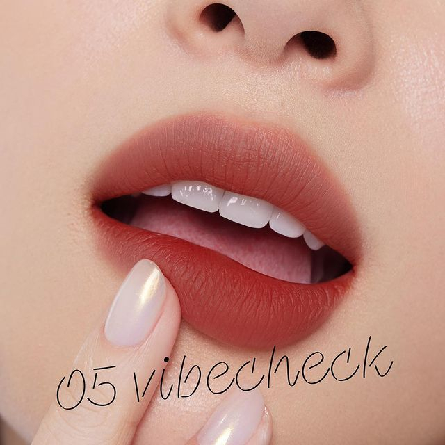 Son kem Ofelia SugarPlum MistyNow Blurring Tint