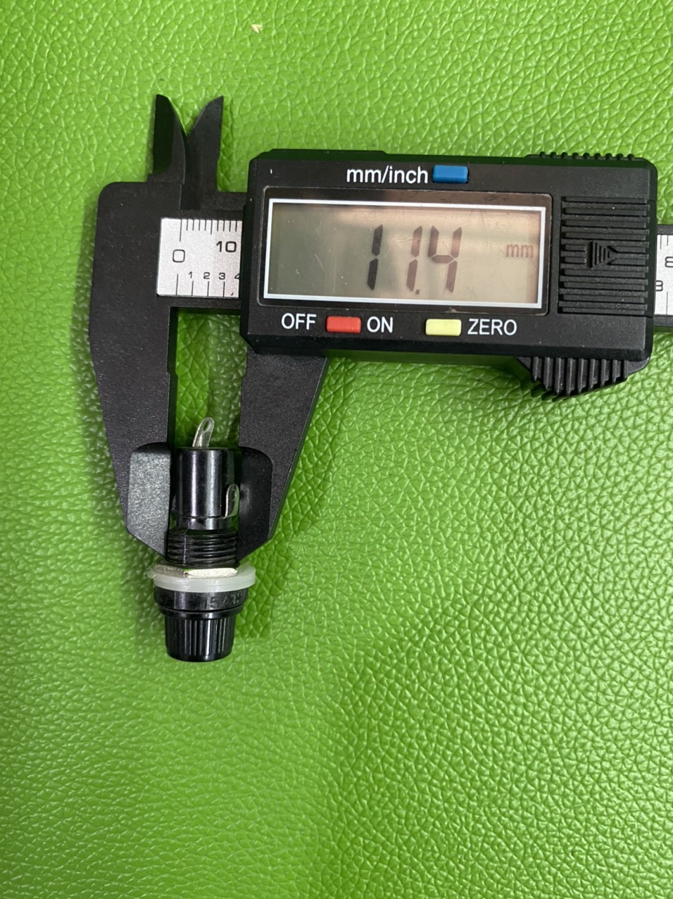 Đế/vỏ cầu chì ống 4.5x20mm Fuse ( loại nhỏ)