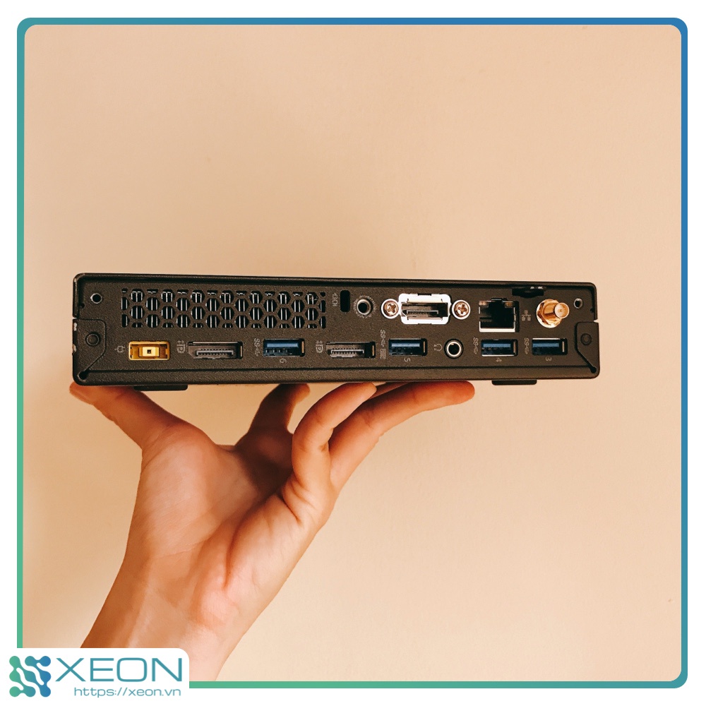 Lenovo Thinkcentre M900 tiny