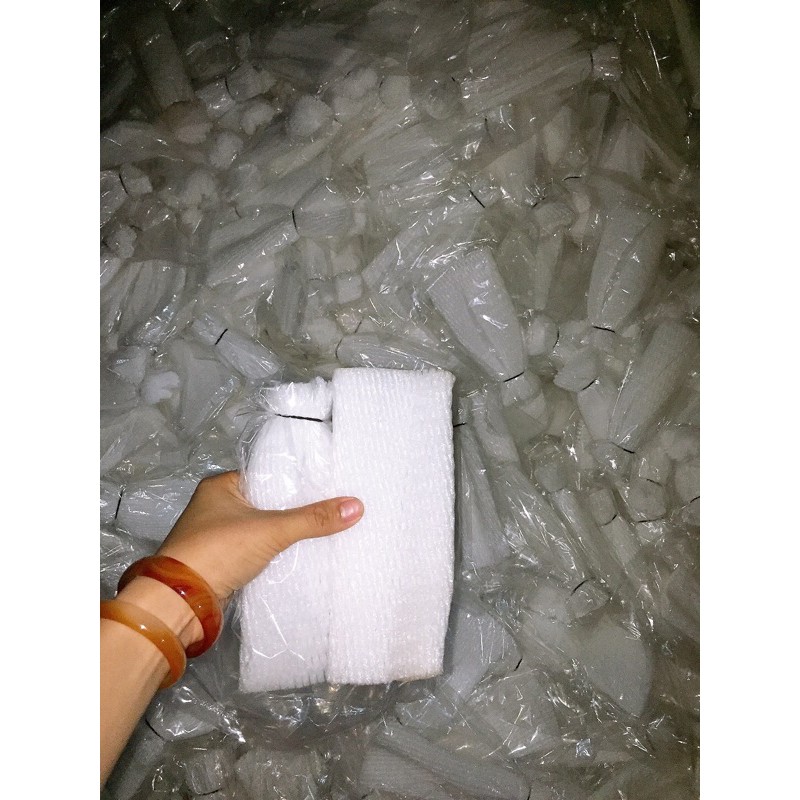 100 bọc na xốp + nilong ( xốp 16cm - nilong 20x25cm)