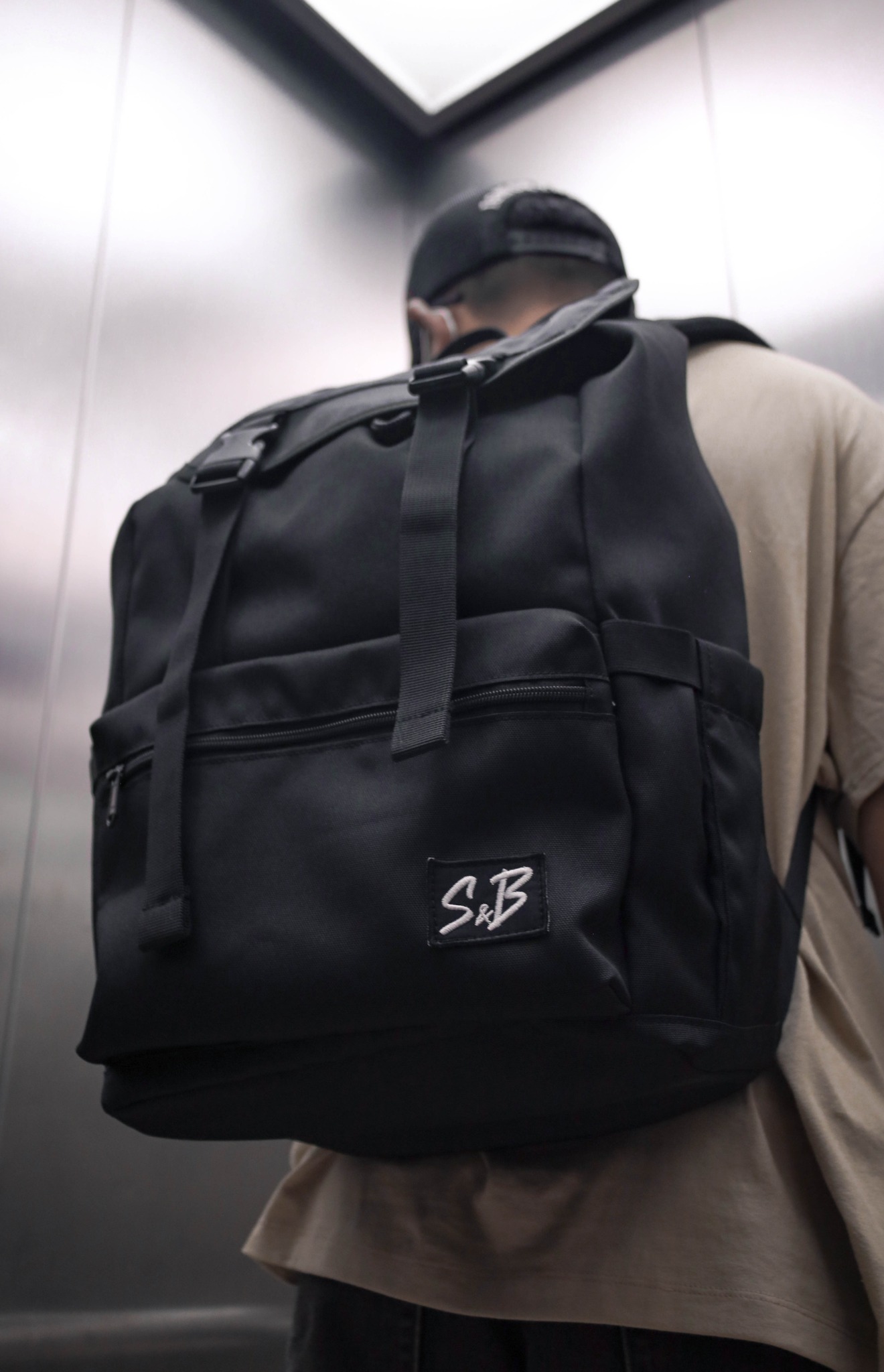 Balo Essentials Backpack chính hãng thương hiệu S&B màu đen