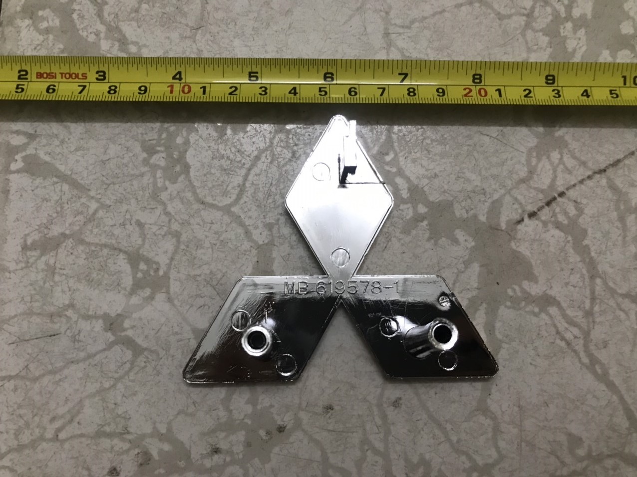 Biểu Tượng (Logo) Mitsubishi Jolie