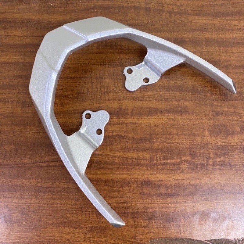 Cản Kiểu Spark Gắn Sirius Xăng Cơ