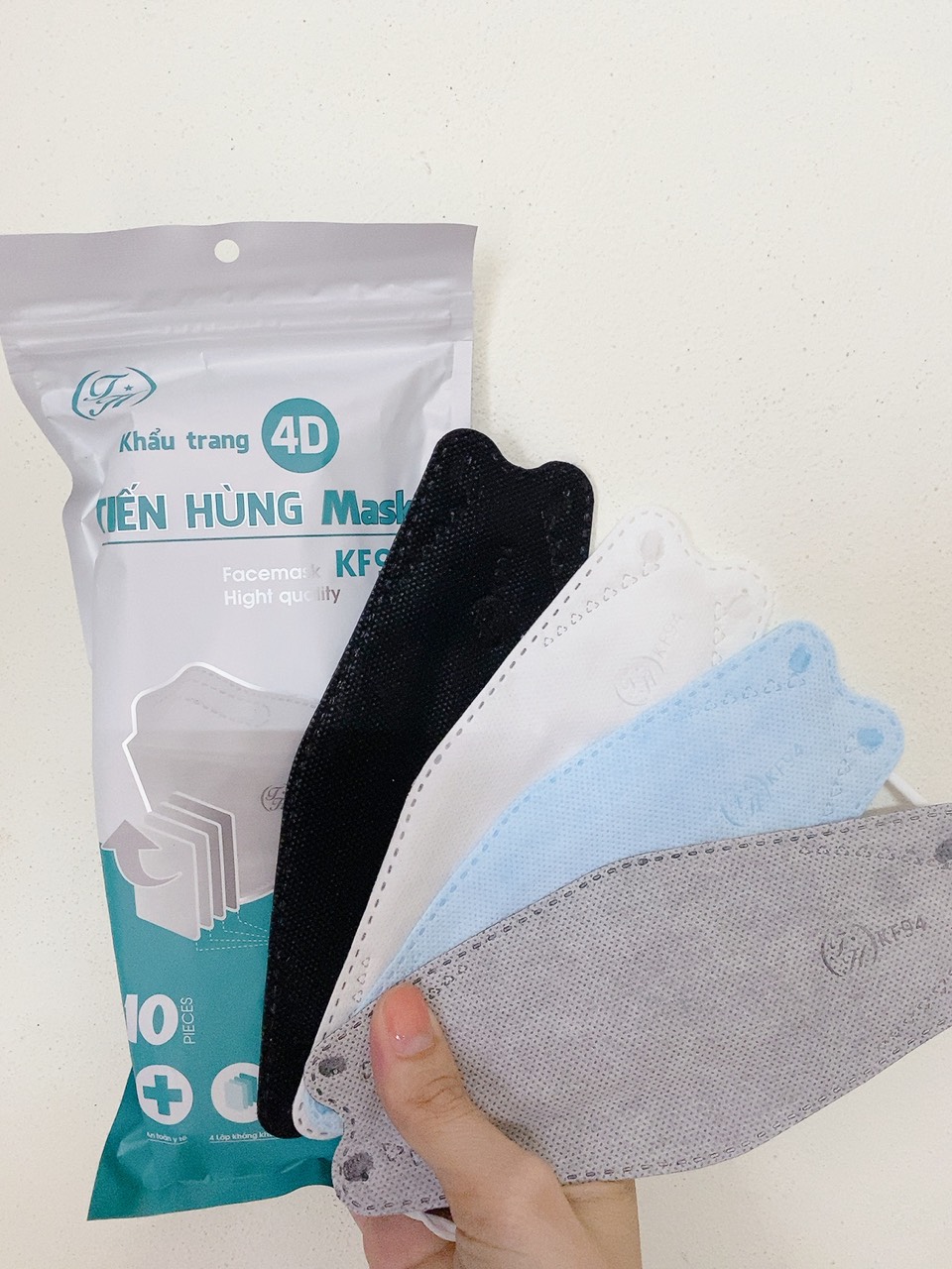 Thùng 300 Chiếc Khẩu Trang 4D-KF94 Tiến Hùng (gồm 30 gói mỗi gói 10 chiếc)