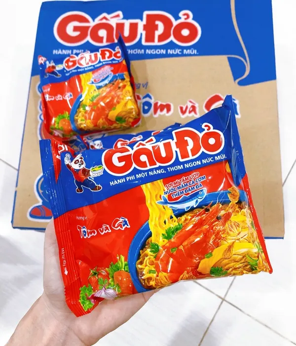 Mì gấu đỏ vị gà sợi phở, tôm và gà (30 Gói/Thùng )